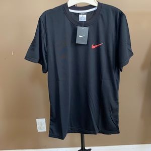 Nike T-shirt